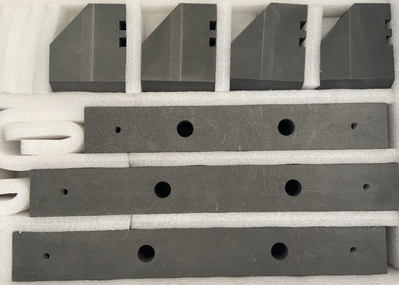 Accesorios isotrópicos del horno del vacío del grafito de la resistencia da alta temperatura